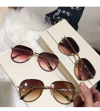 2023 New Diamond Sunglasses Female Brand Design Imitation Rhinestones Gradient Lens UV400 Pilot Sun Glasses Women Shades S316