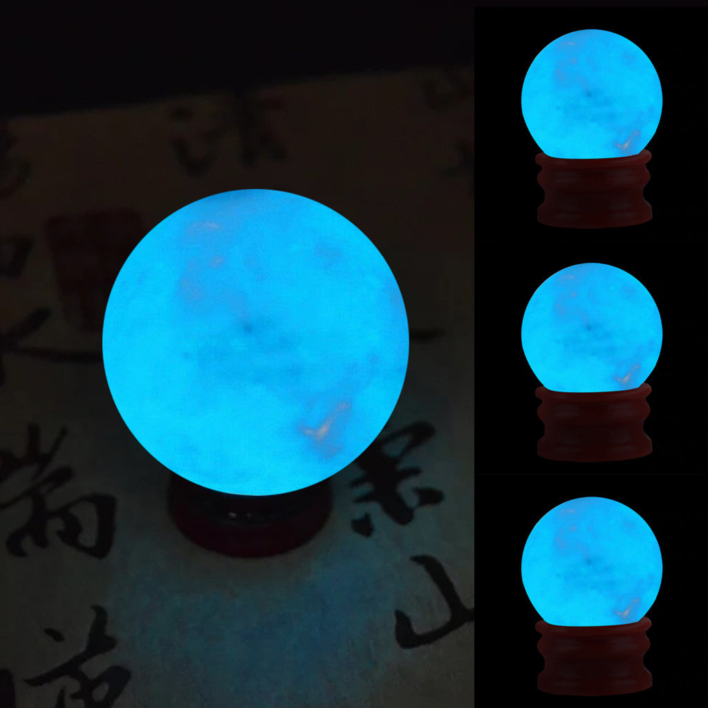 35mm Blue Luminous Quartz Crystal Sphere Ball Glow In The Dark Stone Glowing Stone For Halloween Accessories 1pcs