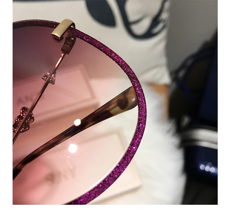 2023 New Diamond Sunglasses Female Brand Design Imitation Rhinestones Gradient Lens UV400 Pilot Sun Glasses Women Shades S316